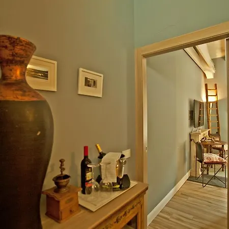 La Dell'architetto Bed & Breakfast *