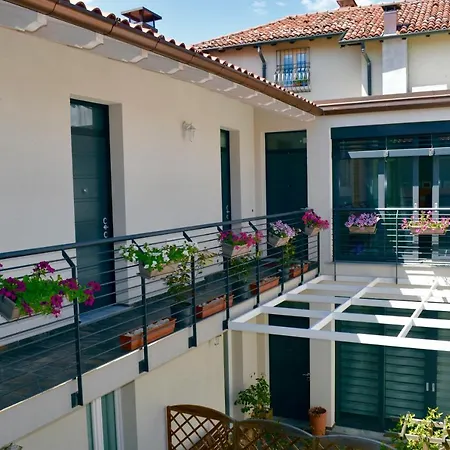 La Dell'architetto Bed & Breakfast *